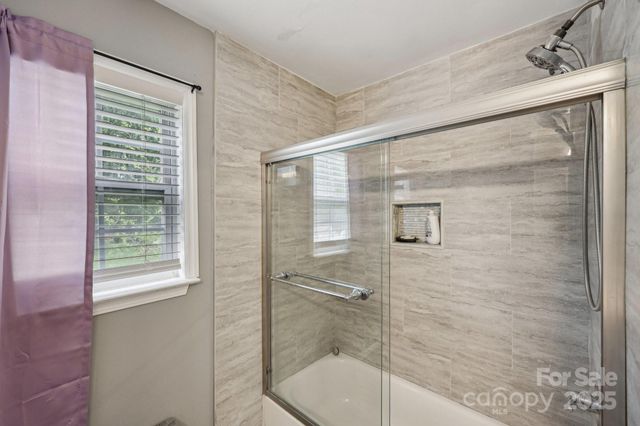 719 Dawn Circle, Charlotte, NC 28213