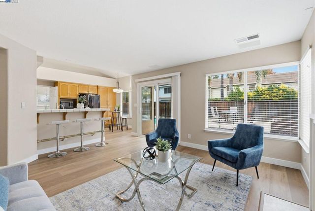 1660 1660 Tahoe Cir, Tracy, CA 95376