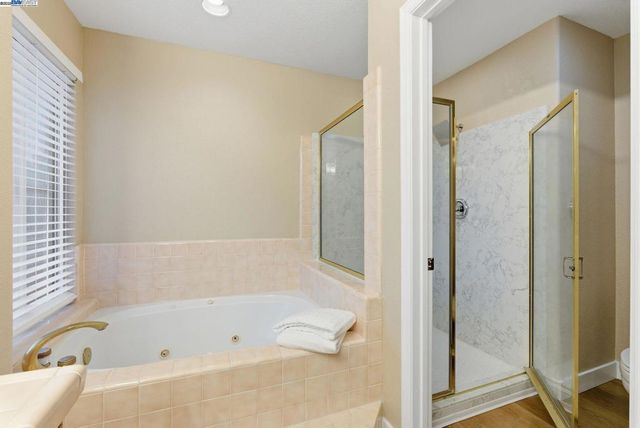 1660 1660 Tahoe Cir, Tracy, CA 95376