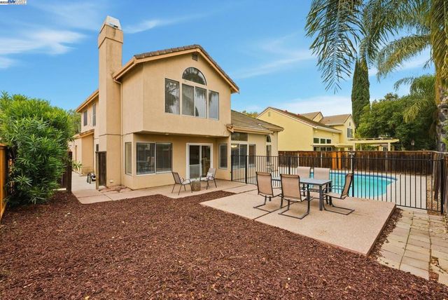 1660 1660 Tahoe Cir, Tracy, CA 95376