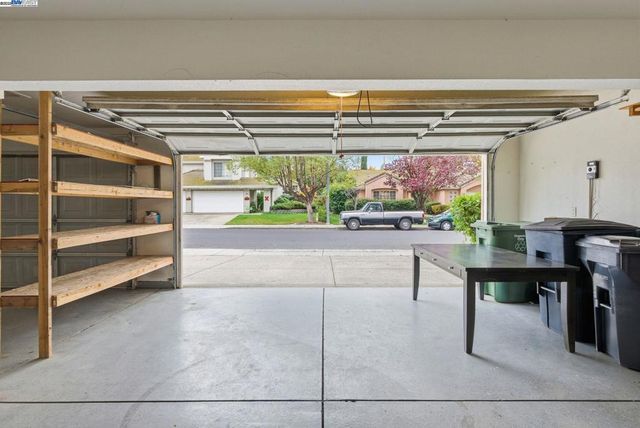 1660 1660 Tahoe Cir, Tracy, CA 95376