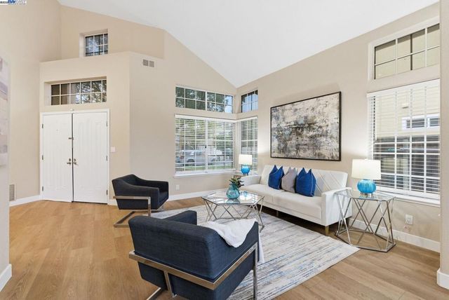 1660 1660 Tahoe Cir, Tracy, CA 95376