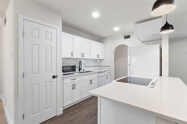 530 Edgemere Drive, Garland, TX 75043