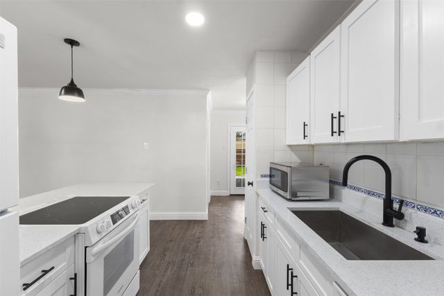 530 Edgemere Drive, Garland, TX 75043