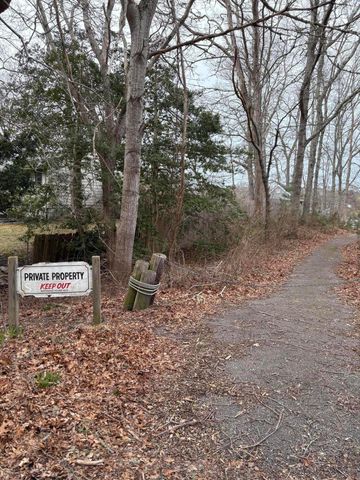 58 Sachem Drive, Centerville, MA 02632