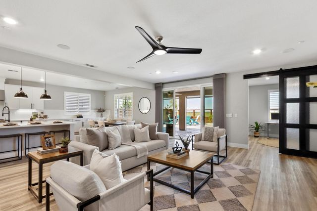 5097 Super Moon Way, Roseville, CA 95747