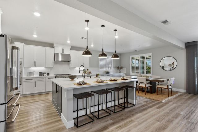 5097 Super Moon Way, Roseville, CA 95747