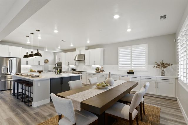 5097 Super Moon Way, Roseville, CA 95747