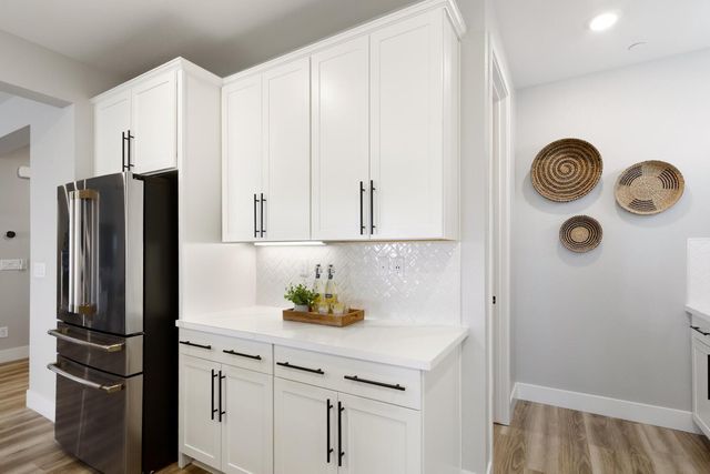 5097 Super Moon Way, Roseville, CA 95747