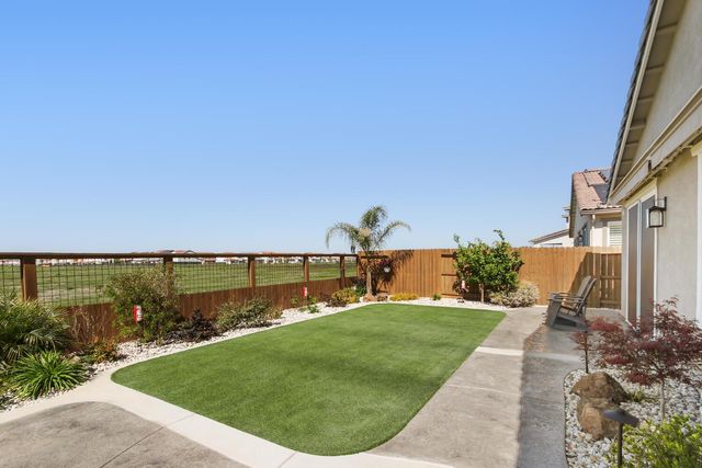 5097 Super Moon Way, Roseville, CA 95747