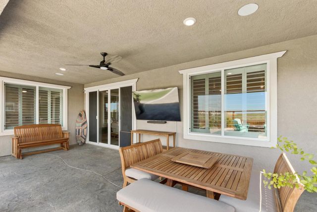 5097 Super Moon Way, Roseville, CA 95747