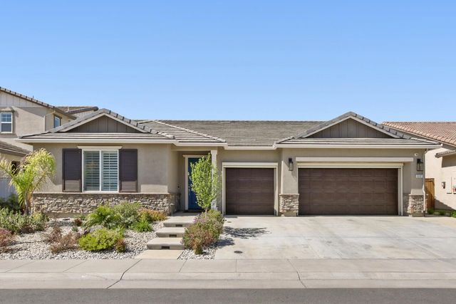 5097 Super Moon Way, Roseville, CA 95747