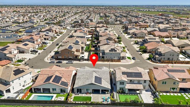 5097 Super Moon Way, Roseville, CA 95747