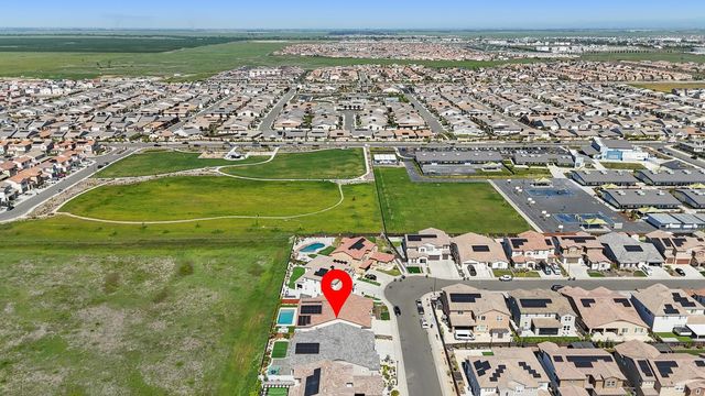 5097 Super Moon Way, Roseville, CA 95747