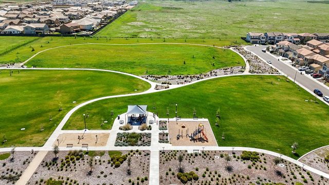 5097 Super Moon Way, Roseville, CA 95747