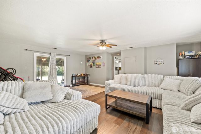 4007 S Mayfield Street, Kennewick, WA 99337