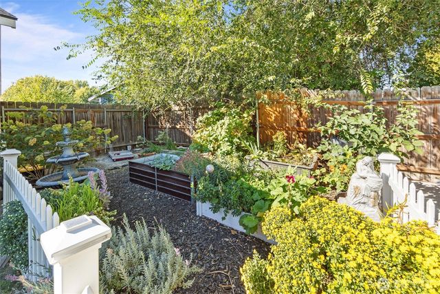 4007 S Mayfield Street, Kennewick, WA 99337