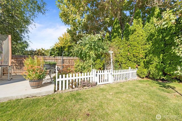 4007 S Mayfield Street, Kennewick, WA 99337