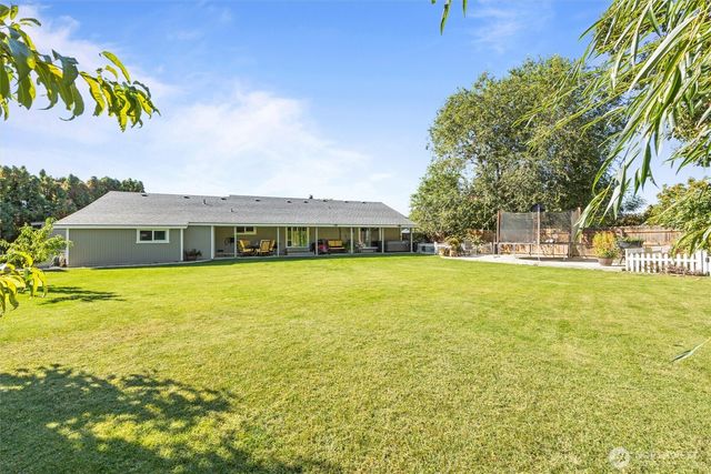 4007 S Mayfield Street, Kennewick, WA 99337