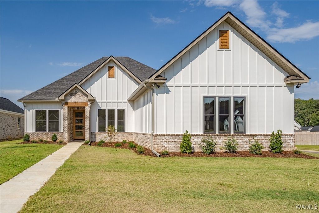 13954 Glen Park, Northport, AL 35475