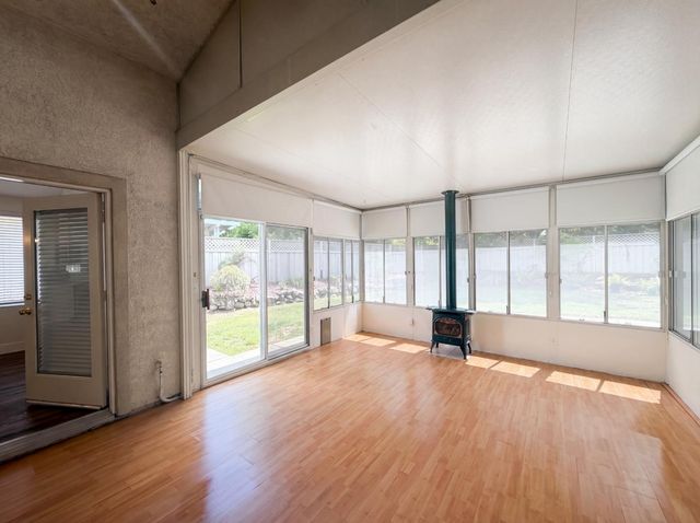 6000 Buggy Whip Ln, Roseville, CA 95747