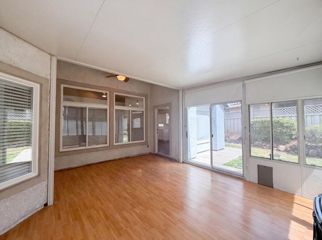 6000 Buggy Whip Ln, Roseville, CA 95747