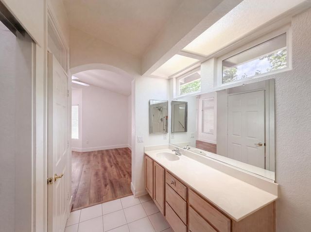 6000 Buggy Whip Ln, Roseville, CA 95747