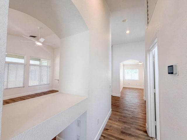 6000 Buggy Whip Ln, Roseville, CA 95747