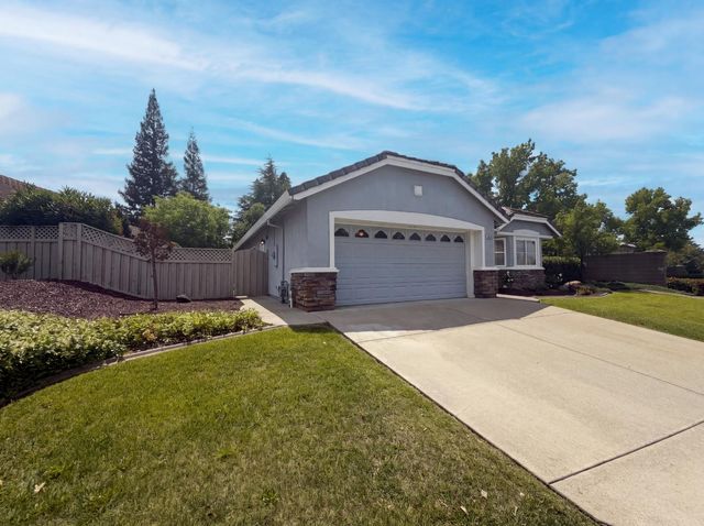 6000 Buggy Whip Ln, Roseville, CA 95747