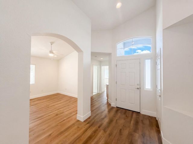 6000 Buggy Whip Ln, Roseville, CA 95747