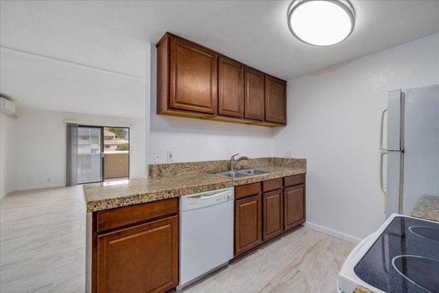 32200 Cathedral Canyon Drive 89, Cathedral City, CA 92234