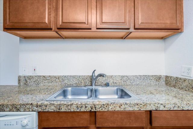 32200 Cathedral Canyon Drive 89, Cathedral City, CA 92234