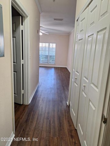 7800 POINT MEADOWS Drive, 116, Jacksonville, FL 32256