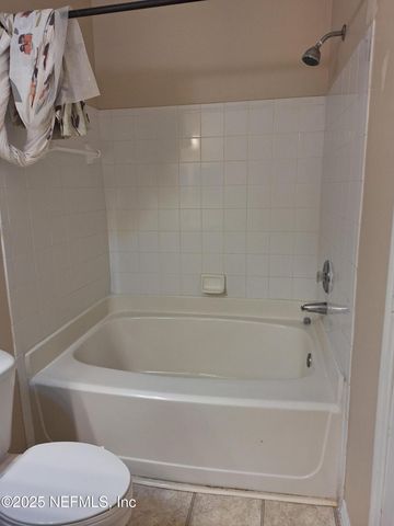 7800 POINT MEADOWS Drive, 116, Jacksonville, FL 32256