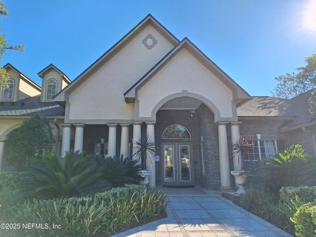 7800 POINT MEADOWS Drive, 116, Jacksonville, FL 32256