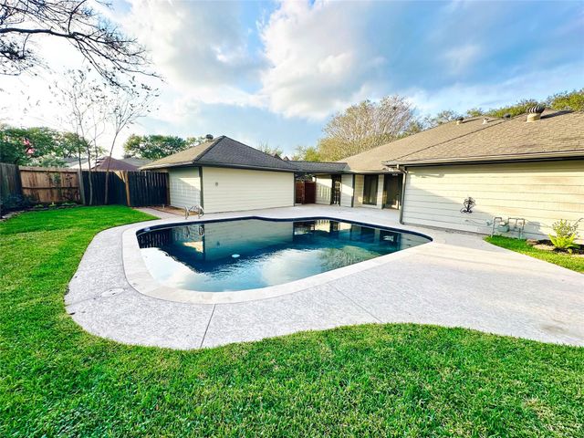 11511 Long Pine Drive, Houston, TX 77077