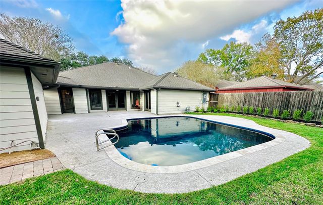 11511 Long Pine Drive, Houston, TX 77077