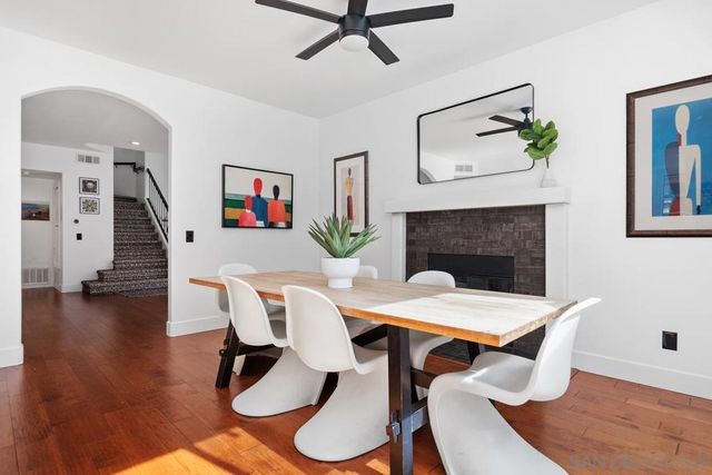 1607 Via Otano, Oceanside, CA 92056