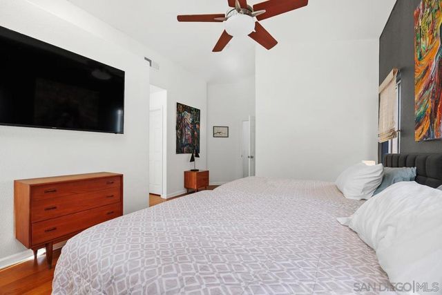 1607 Via Otano, Oceanside, CA 92056