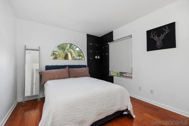 1607 Via Otano, Oceanside, CA 92056