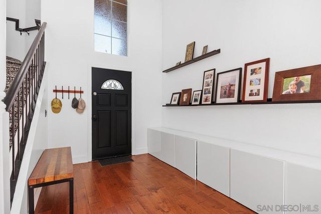 1607 Via Otano, Oceanside, CA 92056