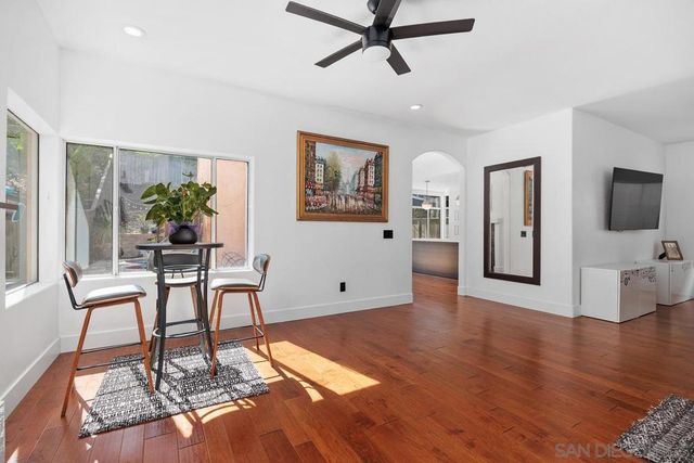 1607 Via Otano, Oceanside, CA 92056