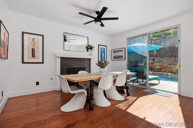 1607 Via Otano, Oceanside, CA 92056