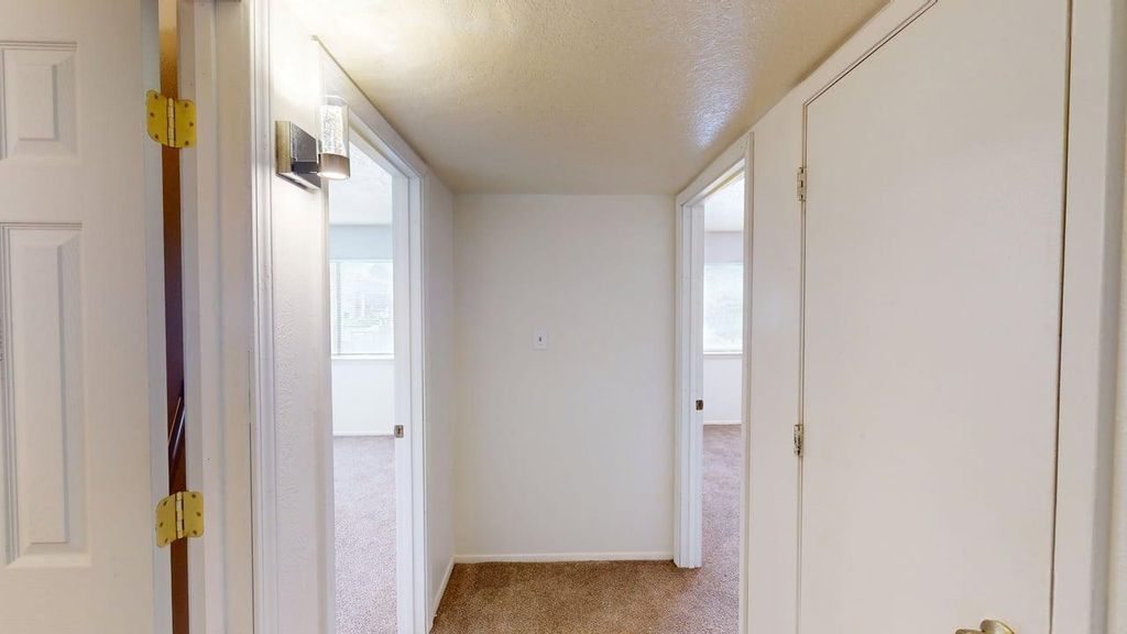 Image 15 of property listing at 3609 Wellesley Drive NE, Albuquerque, NM 87107