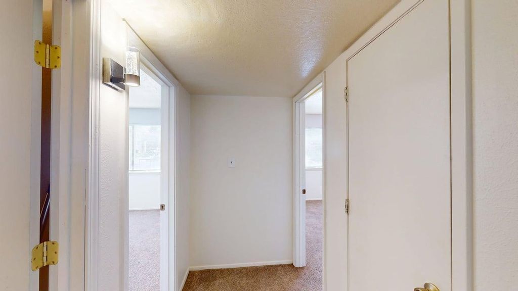 Image 16 of property listing at 3609 Wellesley Drive NE, Albuquerque, NM 87107