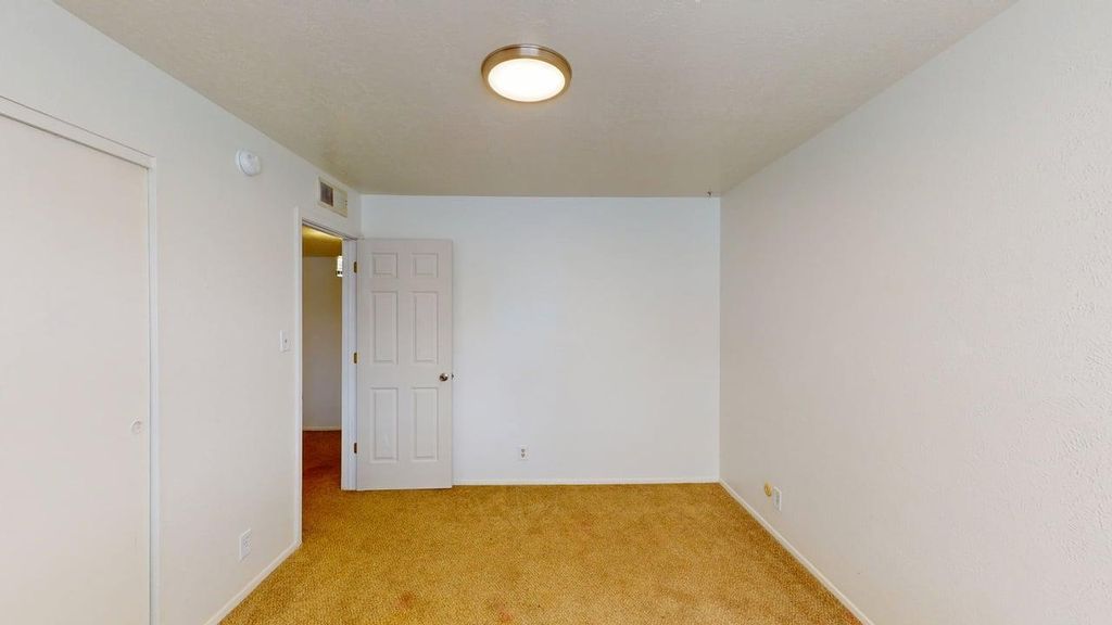 Image 20 of property listing at 3609 Wellesley Drive NE, Albuquerque, NM 87107