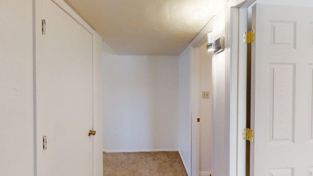 Image 21 of property listing at 3609 Wellesley Drive NE, Albuquerque, NM 87107