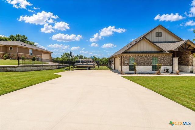 3410 Shoreline Drive, Harker Heights, TX 76548