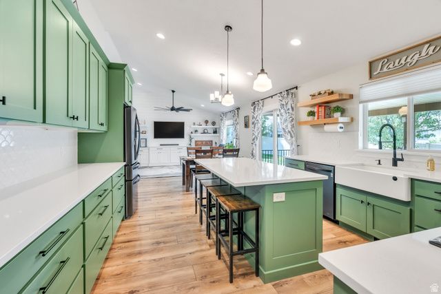 652 W SIDNEY LN, Saratoga Springs, UT 84045
