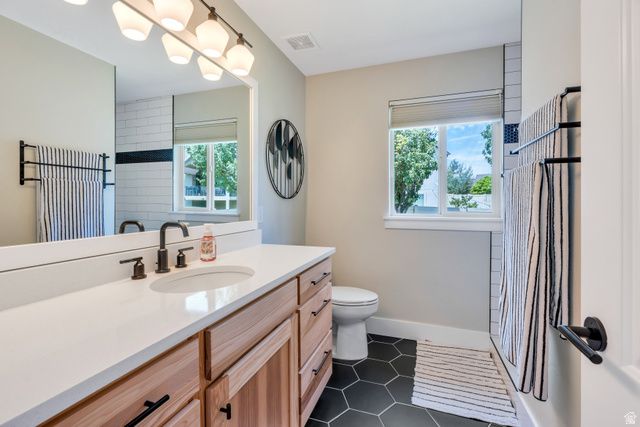652 W SIDNEY LN, Saratoga Springs, UT 84045